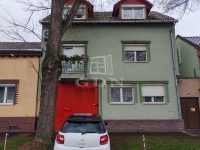 Debrecen 家庭别墅 5