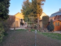 Biatorbágy 家庭别墅 22