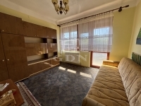 Győr Flat (brick) 32