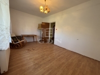 Győr Flat (brick) 31