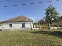 Madaras Family House 0