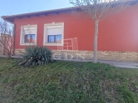 Nagybaracska Family House 17