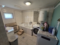 Madaras Family House 10