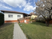 Mogyoród Family House 28