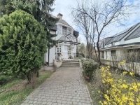 出卖 家庭别墅 Budapest III. 市区, 350m2