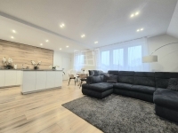 Vânzare casa familiala Csömör, 350m2
