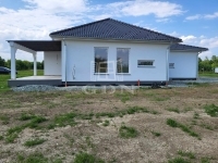 Gencsapáti Einfamilienhaus 10