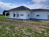 Gencsapáti Einfamilienhaus 9