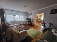 Gencsapáti Családi ház 12