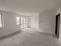 Pécel Family House 18