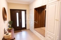 Pápa 家庭别墅 3