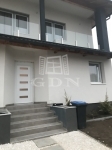 Vânzare duplex Pécel, 200m2