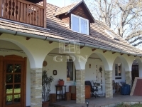 Isaszeg Family House 14