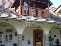 Isaszeg Family House 13