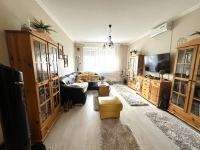 Kaposvár Flat (brick) 8