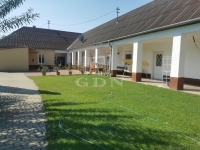 For sale family house Bana, 145m2