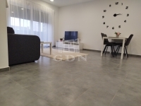 închiriere locuinta (caramida) Komárom, 56m2