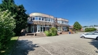 出租 办公室 Székesfehérvár, 126m2
