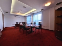 Székesfehérvár Büro 8