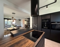 Székesfehérvár Casa Familiala 8