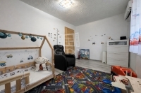 Úrhida 家庭别墅 10