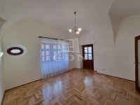 Székesfehérvár 办公室 8