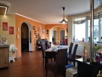 Szigetmonostor Family House 3