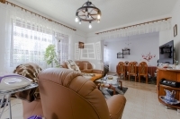 For sale family house Pécel, 360m2