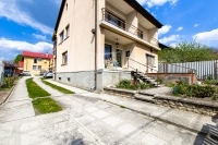 Pécel Family House 14