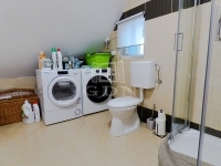 Szada Family House 13
