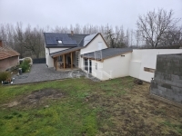 Hatvan 家庭别墅 26