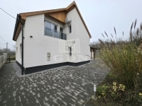 Hatvan 家庭别墅 25