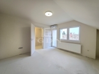 Hatvan 家庭别墅 22