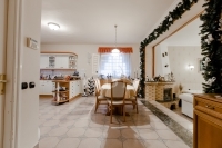 Hatvan Дом рядовой застройки 1