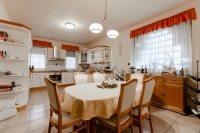 Hatvan Дом рядовой застройки 2