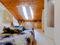 Mór Casa Familiala 8