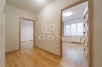 Budapest XV. kerület Locuinta (panel) 8