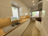 Eladó családi ház Budapest XVII. kerület, 220m2