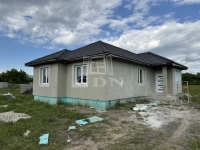 出卖 家庭别墅 Gyöngyöshalász, 93m2