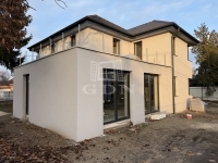 Budapest XVI. kerület Family House 1