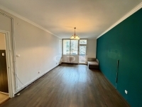 Vác Flat (brick) 3