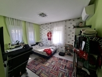 Vác Family House 22
