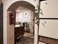 Érd Совмещенный дом 31